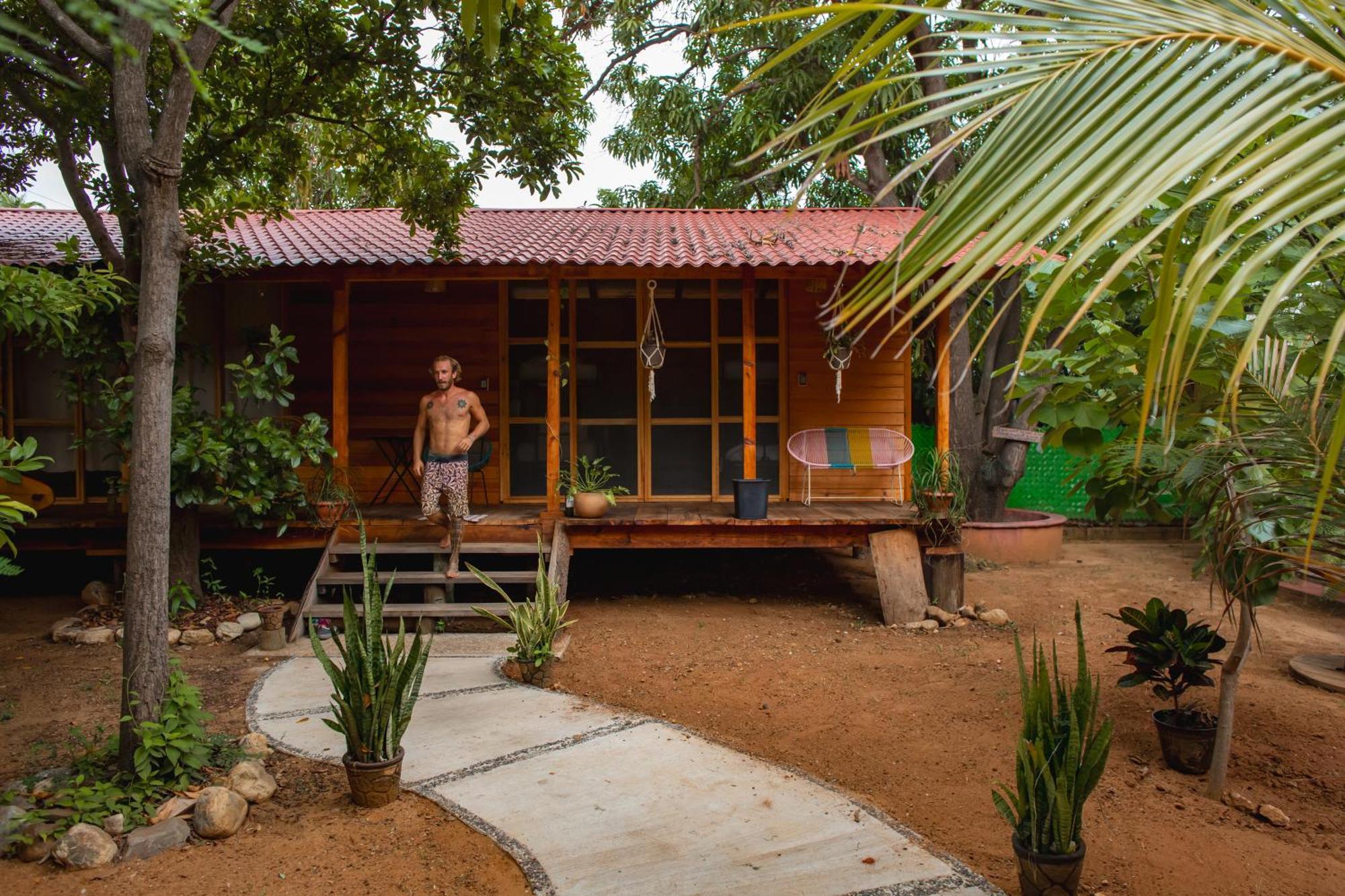 La Casona Hostel Пуэрто-Эскондидо Экстерьер фото